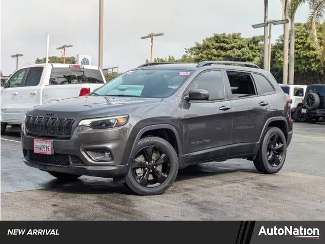 2020 Jeep Cherokee Altitude 4WD photo