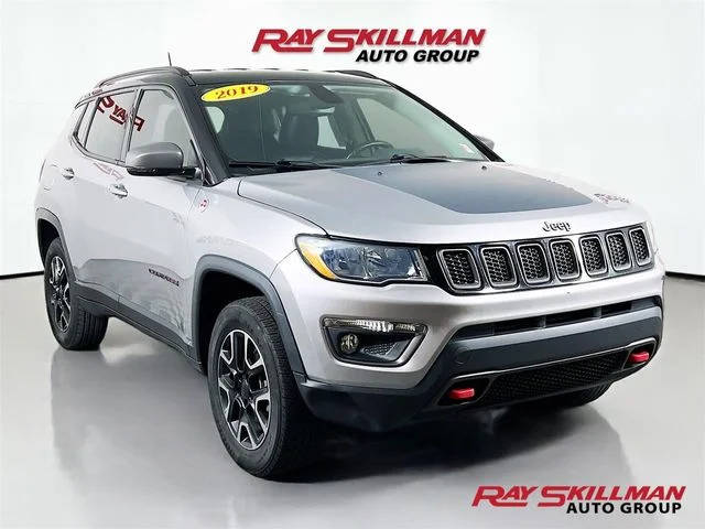 2019 Jeep Compass Trailhawk 4WD photo