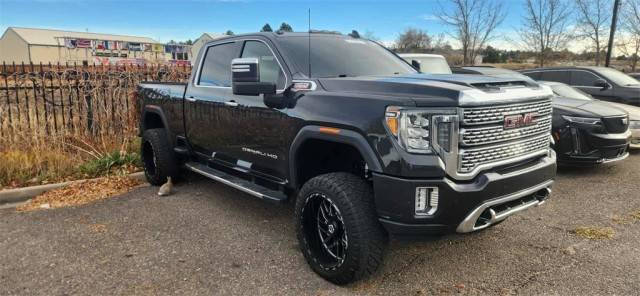 2020 GMC Sierra 2500HD Denali 4WD photo