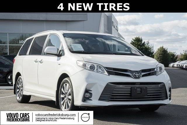 2020 Toyota Sienna XLE AWD photo