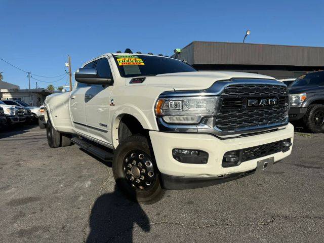 2019 Ram 3500 Limited 4WD photo