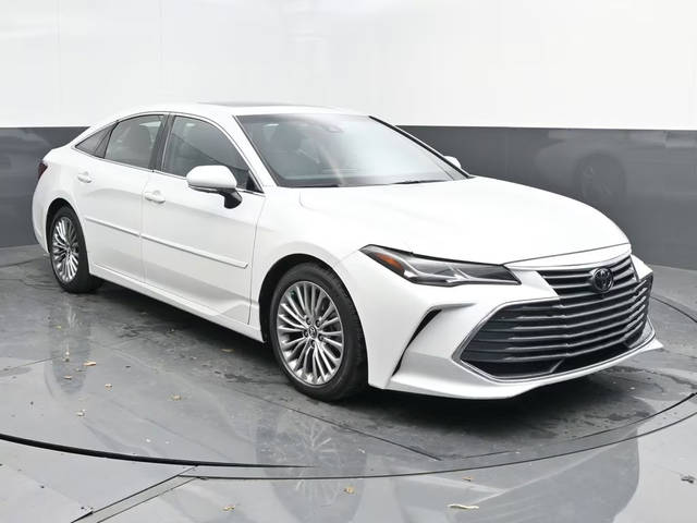 2020 Toyota Avalon Limited FWD photo