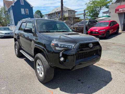 2019 Toyota 4Runner SR5 4WD photo