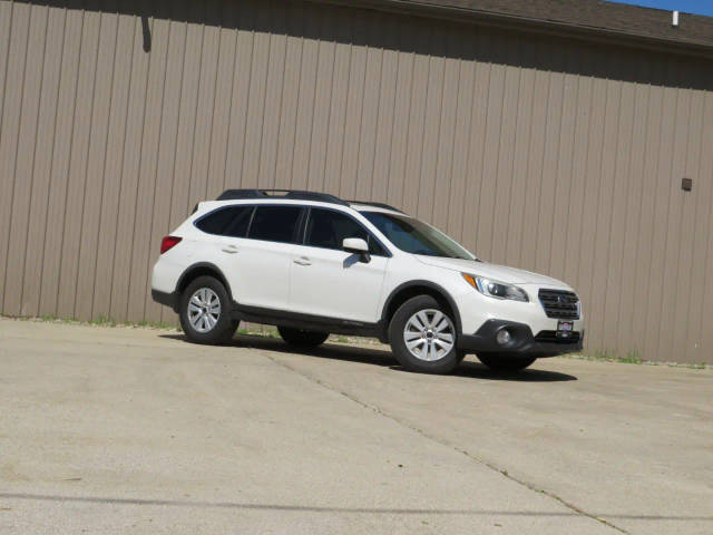 2015 Subaru Outback 2.5i Premium AWD photo