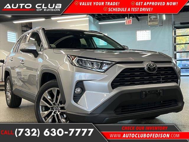 2020 Toyota RAV4 XLE Premium AWD photo