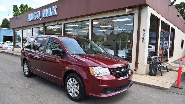 2019 Dodge Grand Caravan SE FWD photo