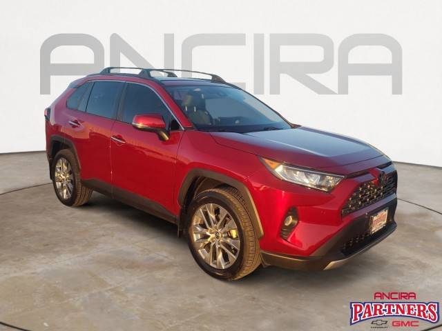 2020 Toyota RAV4 Limited FWD photo
