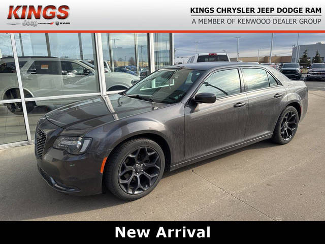 2019 Chrysler 300 300S RWD photo