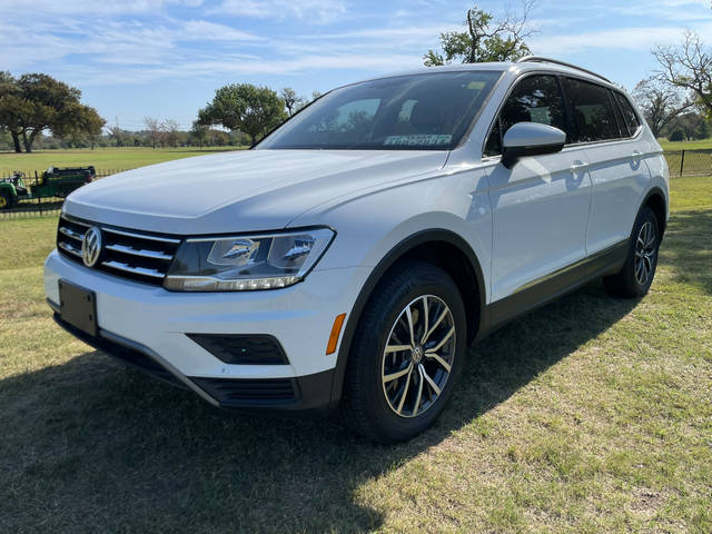 2020 Volkswagen Tiguan SE FWD photo