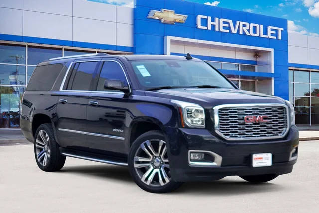 2020 GMC Yukon XL Denali 4WD photo
