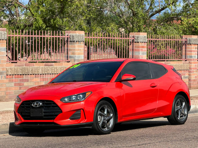 2020 Hyundai Veloster 2.0 FWD photo