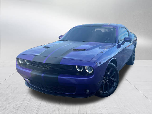 2019 Dodge Challenger SXT RWD photo