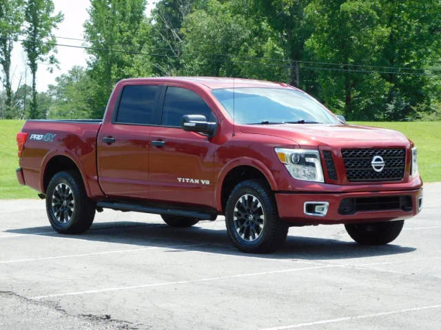 2019 Nissan Titan PRO-4X 4WD photo