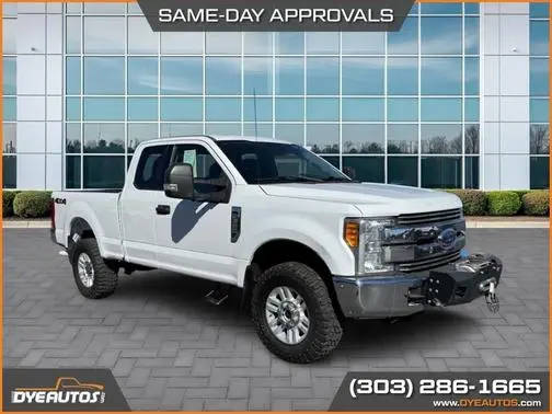 2017 Ford F-350 Super Duty XLT 4WD photo