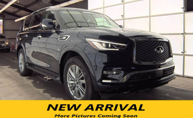 2019 Infiniti QX80 LUXE 4WD photo