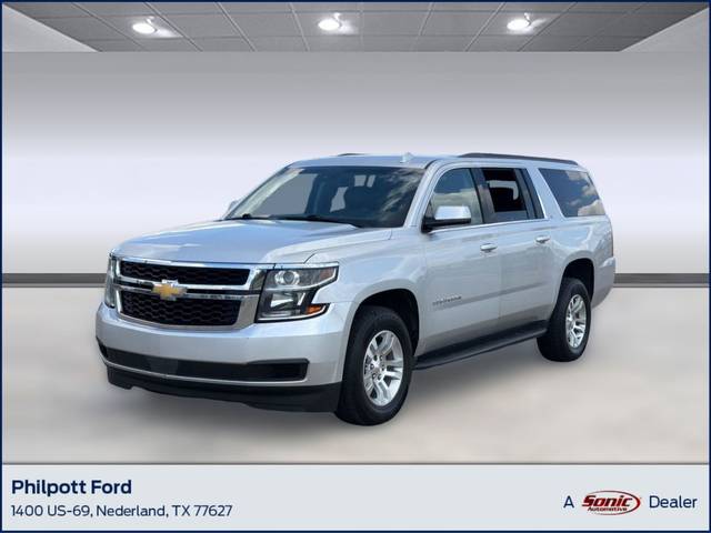 2019 Chevrolet Suburban LT 4WD photo