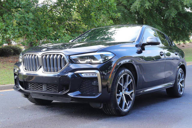 2020 BMW X6 M50i AWD photo