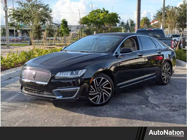 2020 Lincoln MKZ Reserve FWD photo