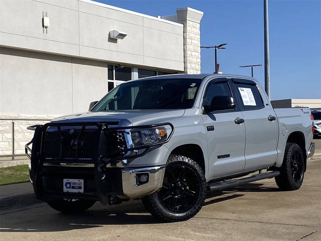 2020 Toyota Tundra SR5 4WD photo