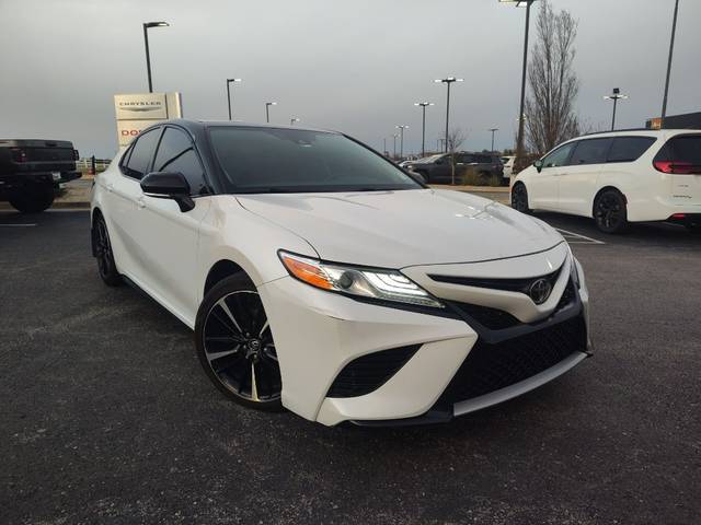 2020 Toyota Camry XSE FWD photo