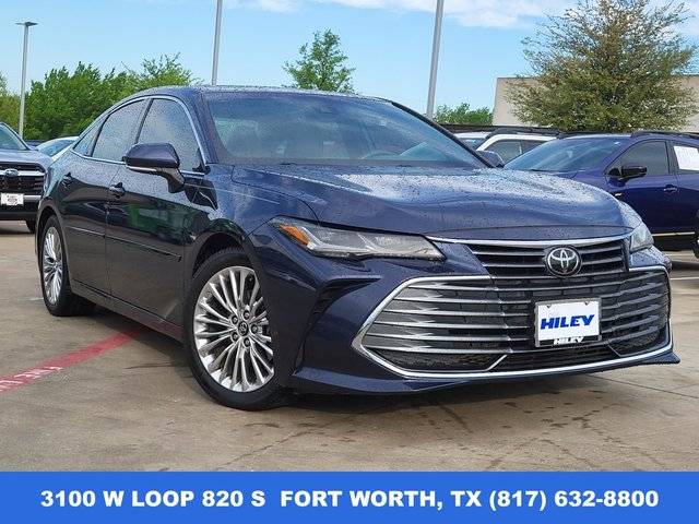 2020 Toyota Avalon Limited FWD photo