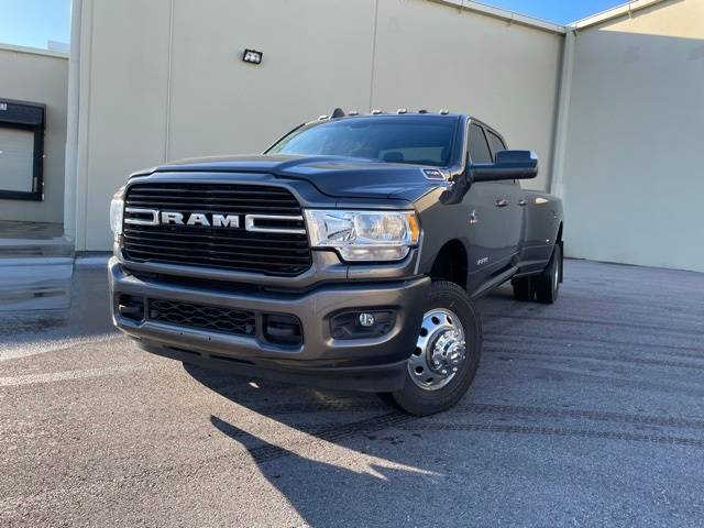 2020 Ram 3500 Big Horn 4WD photo