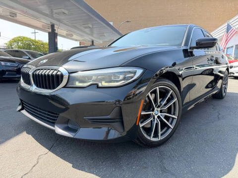 2020 BMW 3 Series 330i RWD photo