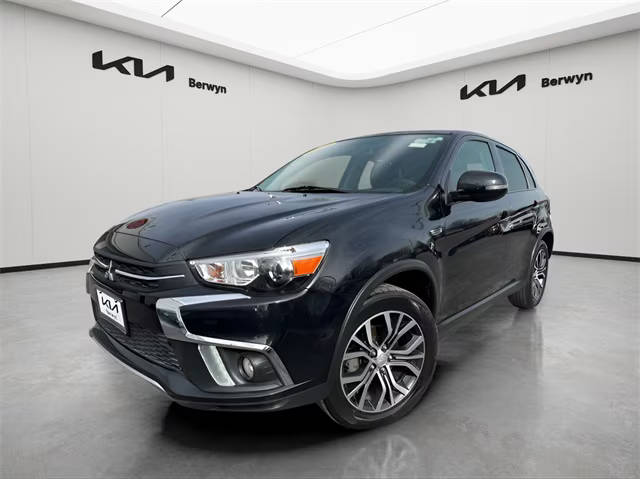 2019 Mitsubishi Outlander Sport SE 2.0 FWD photo