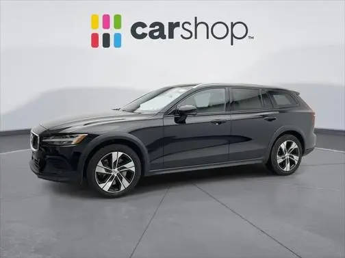 2020 Volvo V60 Cross Country  AWD photo