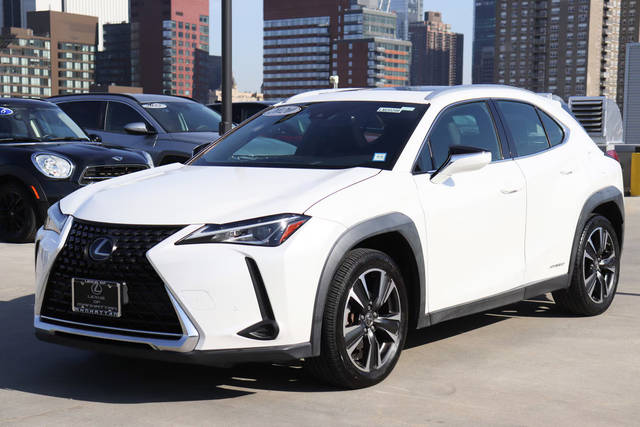 2020 Lexus UX UX 250h AWD photo