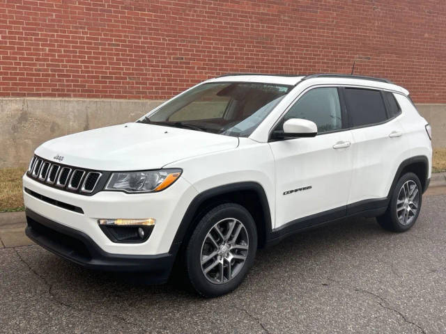 2020 Jeep Compass Latitude w/Sun/Wheel Pkg FWD photo