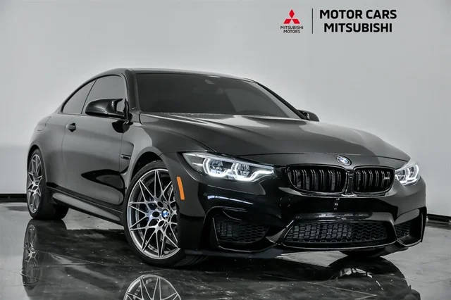 2020 BMW M4  RWD photo