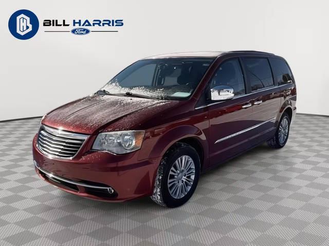2015 Chrysler Town and Country Touring-L FWD photo