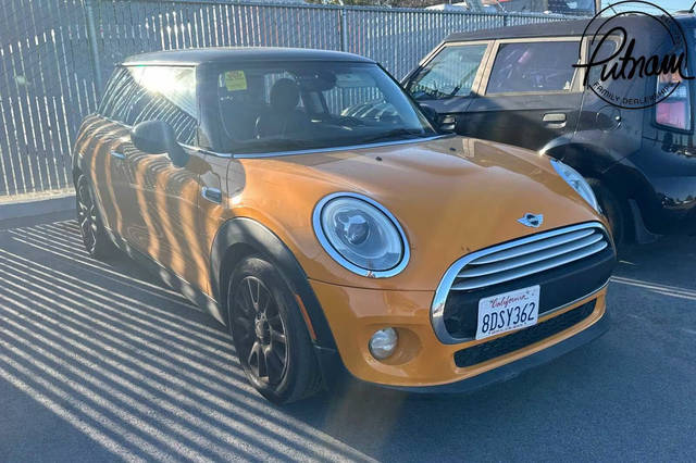 2015 MINI Hardtop 2 Door  FWD photo