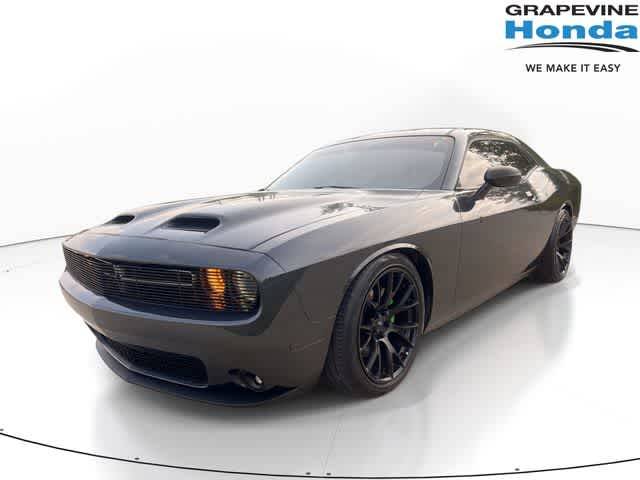 2018 Dodge Challenger R/T RWD photo