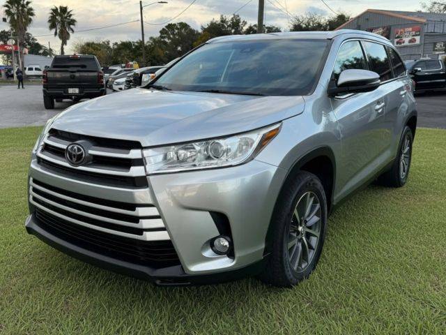 2019 Toyota Highlander XLE FWD photo