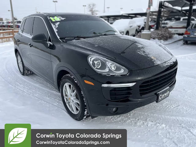 2016 Porsche Cayenne  AWD photo