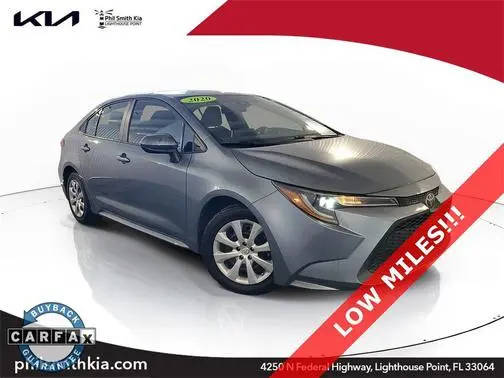 2020 Toyota Corolla LE FWD photo