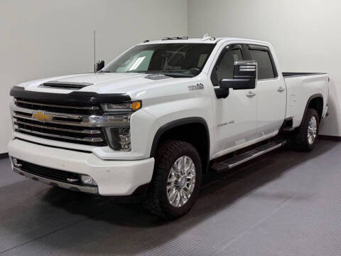2020 Chevrolet Silverado 3500HD High Country 4WD photo