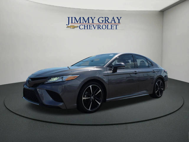 2020 Toyota Camry XSE FWD photo
