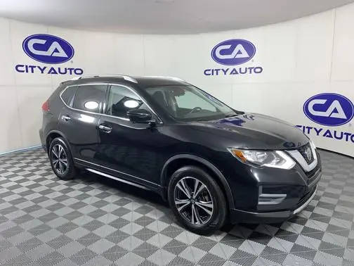 2020 Nissan Rogue SV FWD photo