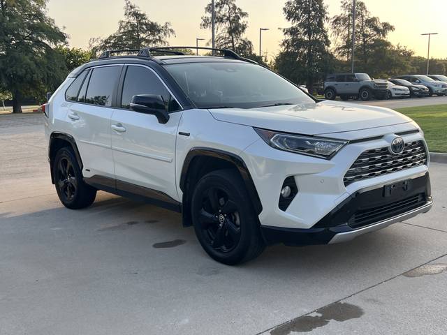 2020 Toyota RAV4 Hybrid XSE AWD photo