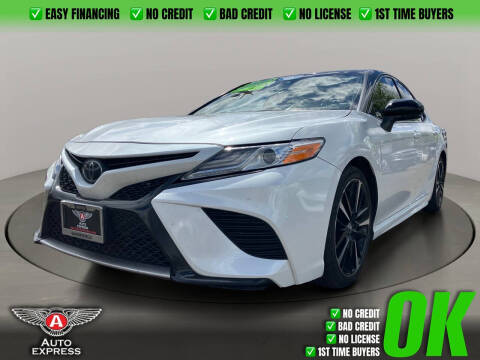 2020 Toyota Camry XSE FWD photo