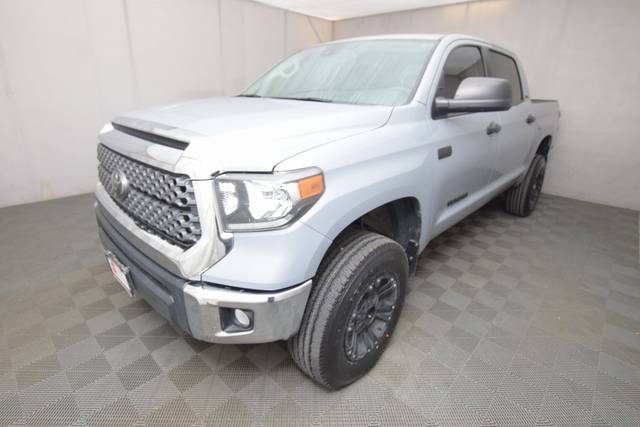 2020 Toyota Tundra SR5 4WD photo