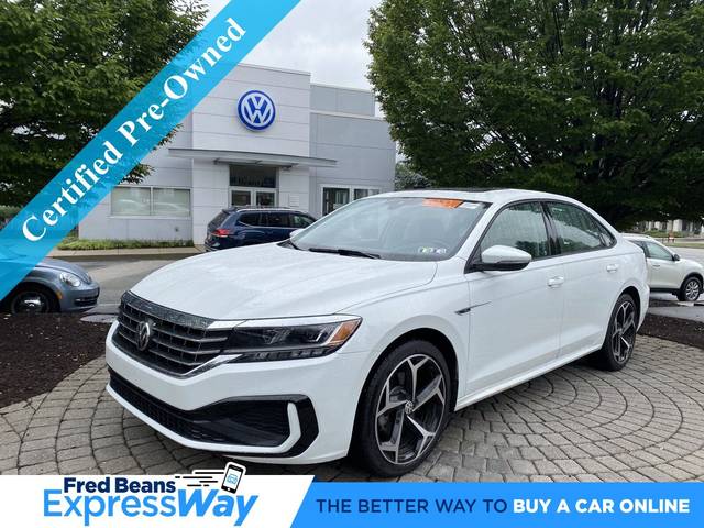 2020 Volkswagen Passat 2.0T R-Line FWD photo
