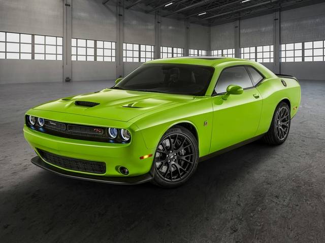 2020 Dodge Challenger SXT RWD photo