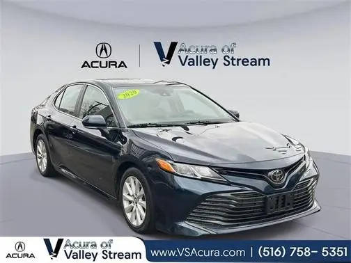 2020 Toyota Camry LE FWD photo