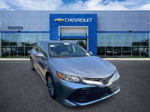 2020 Toyota Camry LE FWD photo