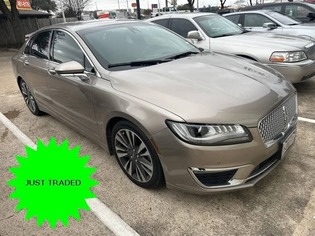 2020 Lincoln MKZ Reserve FWD photo