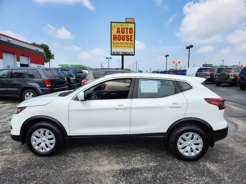 2020 Nissan Rogue Sport S FWD photo